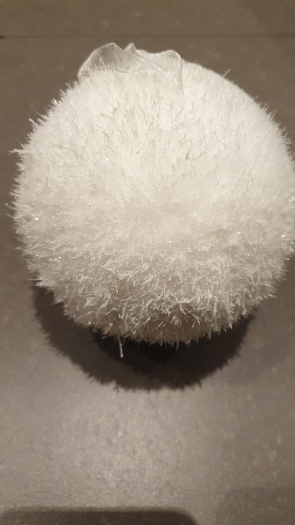 Kerstbal wit "bevroren" 10cm